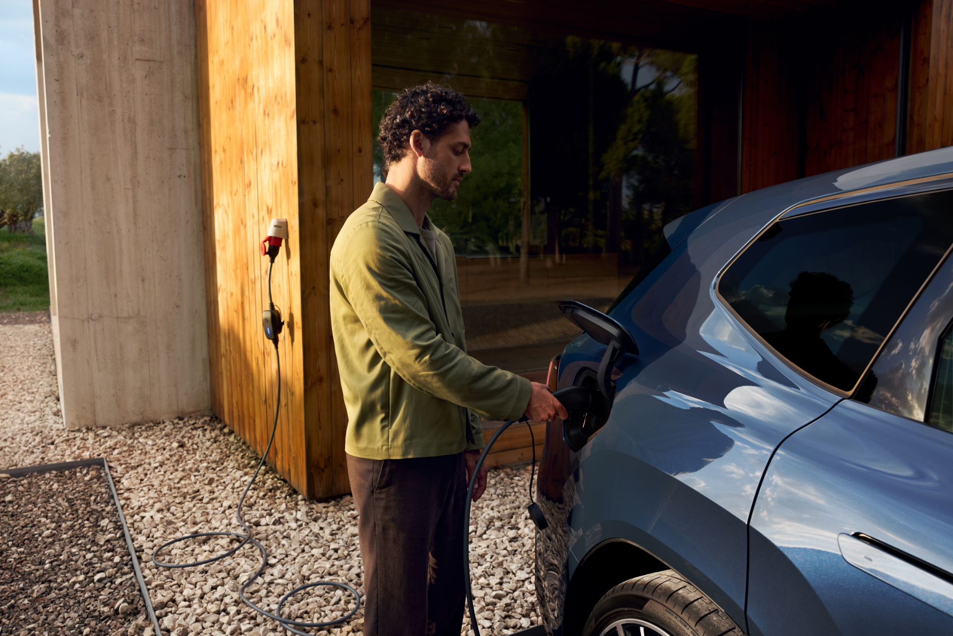 BMW i4 and BMW iX Charging
